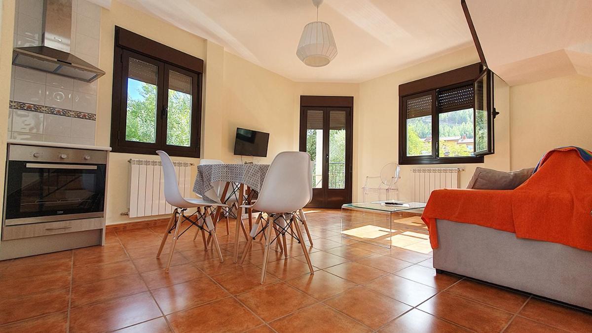 Apartamentos Virgen De Tironcillo Cuzcurrita-Rio Tiron Ngoại thất bức ảnh