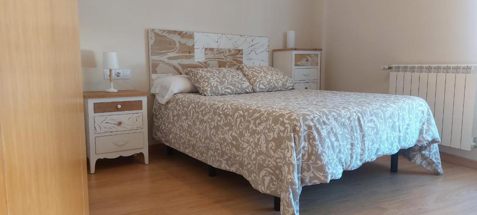 Apartamentos Virgen De Tironcillo Cuzcurrita-Rio Tiron Ngoại thất bức ảnh